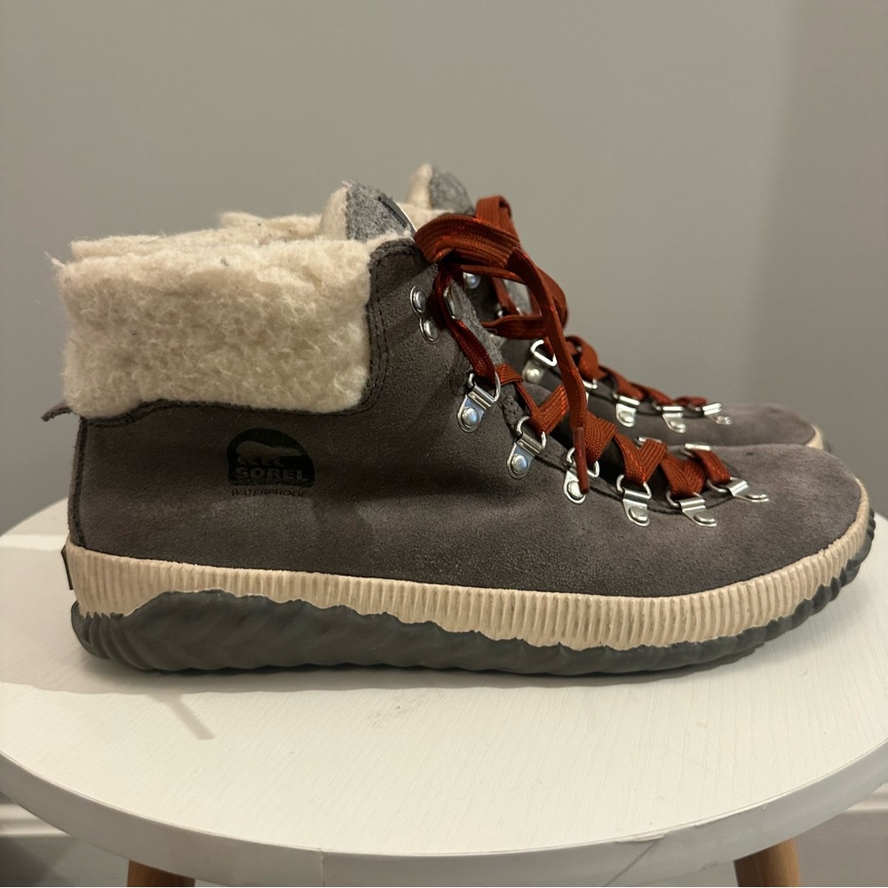 SOREL Women's Out ‘N About Plus Conquest Waterproof Suede Boot. Women’s 11. - Picture 5 of 11